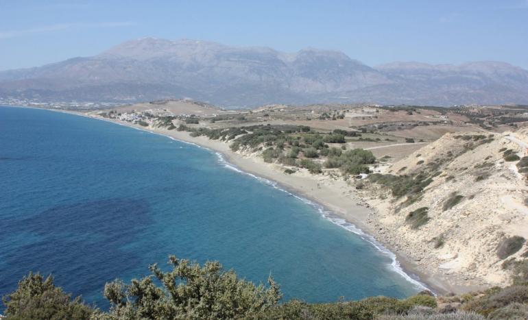 Komos beach