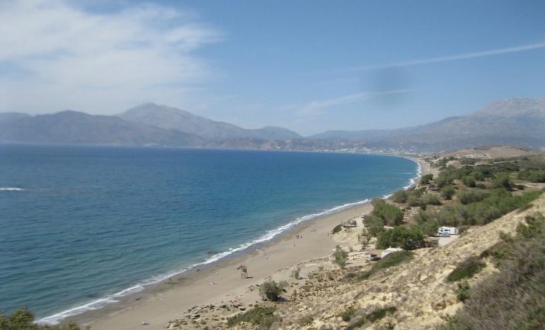 Komos beach