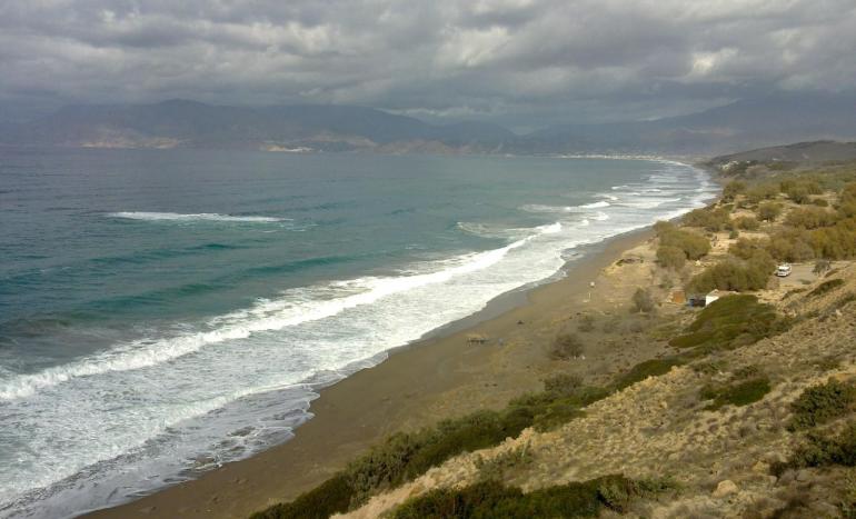 Komos beach